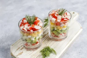 Салат с крабовыми палочками