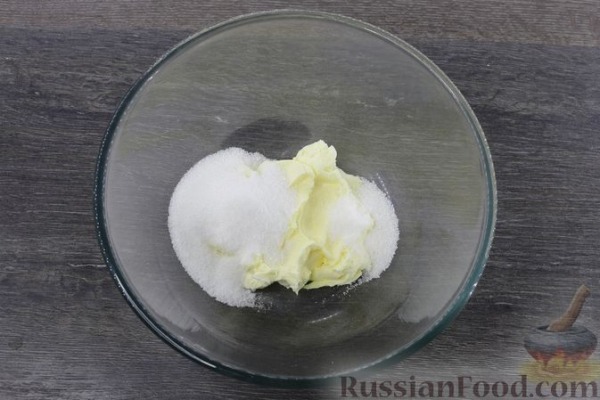 Шоколадный песочный пирог с творогом, черносливом и сгущёнкой Шоколадный песочный пирог с творогом, черносливом и сгущёнкой