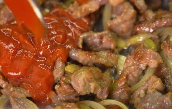 Бефстроганов классический Бефстроганов классический