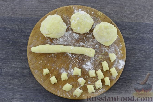 Овощной суп с картофельно-сырными галушками Овощной суп с картофельно-сырными галушками