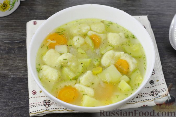 Овощной суп с картофельно-сырными галушками Овощной суп с картофельно-сырными галушками