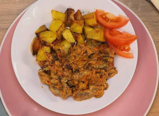 Бефстроганов классический Бефстроганов классический