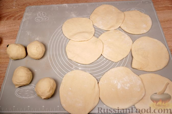 Беляши с бараниной Беляши с бараниной