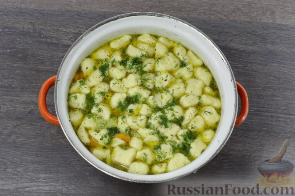 Овощной суп с картофельно-сырными галушками Овощной суп с картофельно-сырными галушками