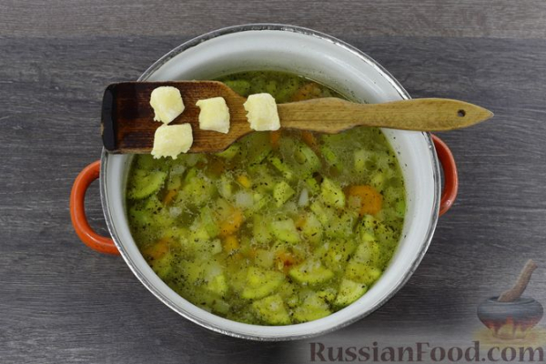 Овощной суп с картофельно-сырными галушками Овощной суп с картофельно-сырными галушками