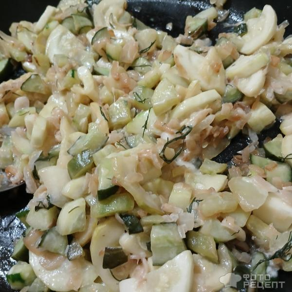 Рецепт: Паста алла Нерано - Спагетти с жареными кабачками, огурцами и чесноком. Лёгкое и ароматное летнее блюдо. Рецепт: Паста алла Нерано - Спагетти с жареными кабачками, огурцами и чесноком. Лёгкое и ароматное летнее блюдо.