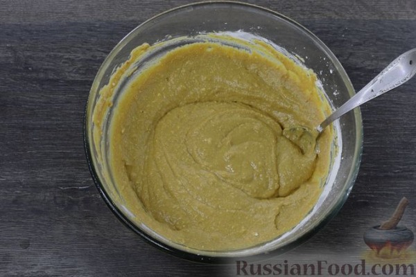 Шоколадный песочный пирог с творогом, черносливом и сгущёнкой Шоколадный песочный пирог с творогом, черносливом и сгущёнкой