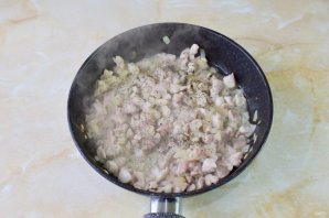 Блинчики с курицей и сыром Блинчики с курицей и сыром