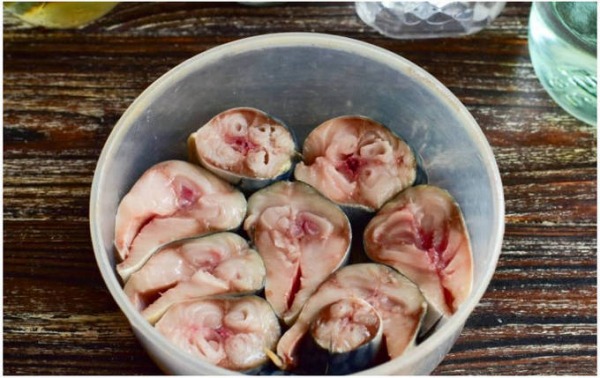 Малосольная скумбрия Малосольная скумбрия