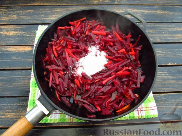 Борщ с баклажанами и говядиной