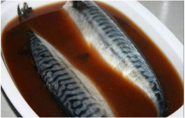 Малосольная скумбрия Малосольная скумбрия