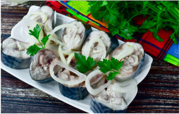Малосольная скумбрия Малосольная скумбрия