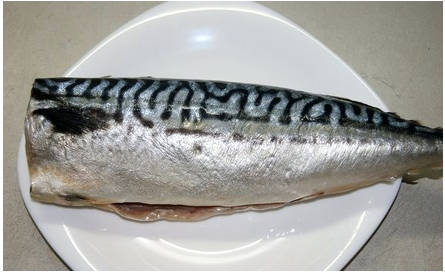 Малосольная скумбрия Малосольная скумбрия