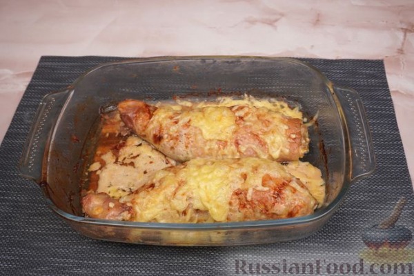Фаршированные куриные окорочка с кабачком Фаршированные куриные окорочка с кабачком