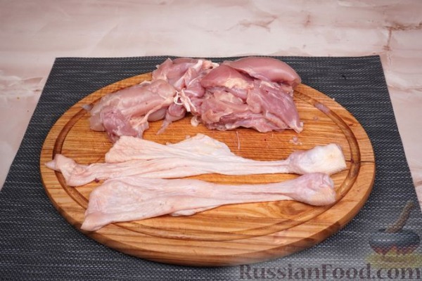 Фаршированные куриные окорочка с кабачком Фаршированные куриные окорочка с кабачком