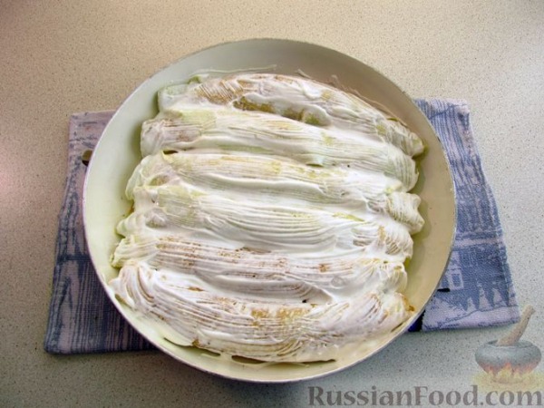 Рулетики из кабачковых блинов с мясным фаршем (в духовке) Рулетики из кабачковых блинов с мясным фаршем (в духовке)