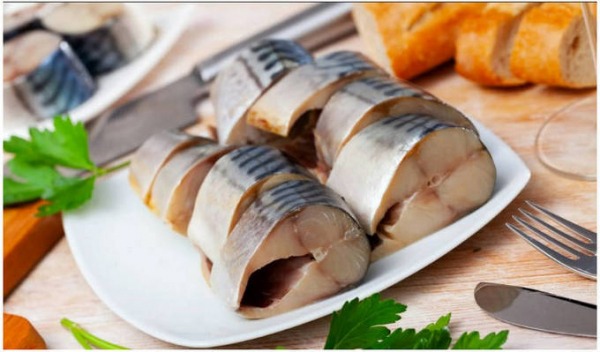 Малосольная скумбрия Малосольная скумбрия