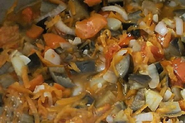 Салаты из помидоров на зиму Салаты из помидоров на зиму