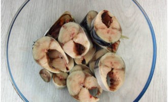 Малосольная скумбрия Малосольная скумбрия