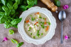 Уха с перловкой Уха с перловкой