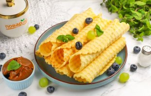 Вафельные трубочки в вафельнице Вафельные трубочки в вафельнице