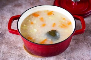 Уха с перловкой Уха с перловкой