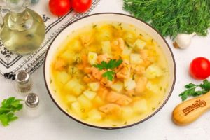 Суп из красной рыбы