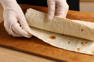 Лаваш вместо теста: рецепт вкусного и полезного пирога-пятиминутки из простейших продуктов