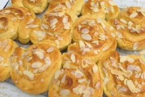 Миндальные булочки