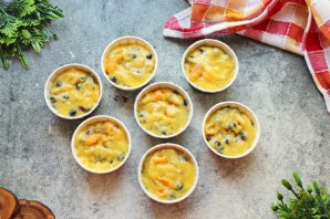 Маффины с черникой и абрикосами Маффины с черникой и абрикосами
