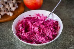 Селедка под шубой с яблоками Селедка под шубой с яблоками