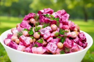 Просто свекла, но какой результат! Салат, который станет вашим кулинарным козырем в любой ситуации