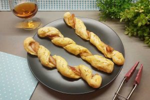 Твисты с сыром и беконом