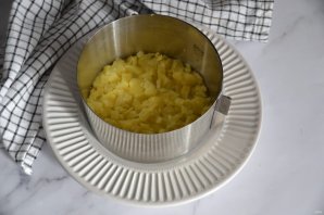 Салат "Мимоза" с крабовыми палочками Салат "Мимоза" с крабовыми палочками