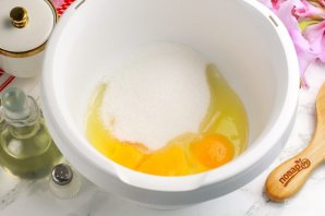 Простой шоколадный пирог из кислого молока Простой шоколадный пирог из кислого молока