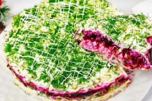 Салат «Камелия» — просто, нежно и по-настоящему празднично! Нежный вкус, который покорит ваше сердце