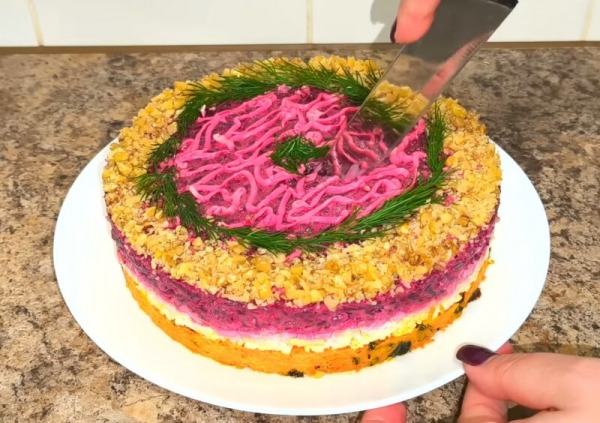 Салат «Диана» — нежный баланс, изысканный вкус и никакого майонезного перегруза. Готовьте — и удивляйте! Салат «Диана» — нежный баланс, изысканный вкус и никакого майонезного перегруза. Готовьте — и удивляйте!