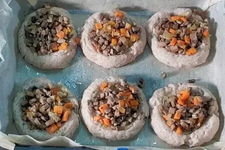 Мясные пенечки с грибами под соусом Мясные пенечки с грибами под соусом