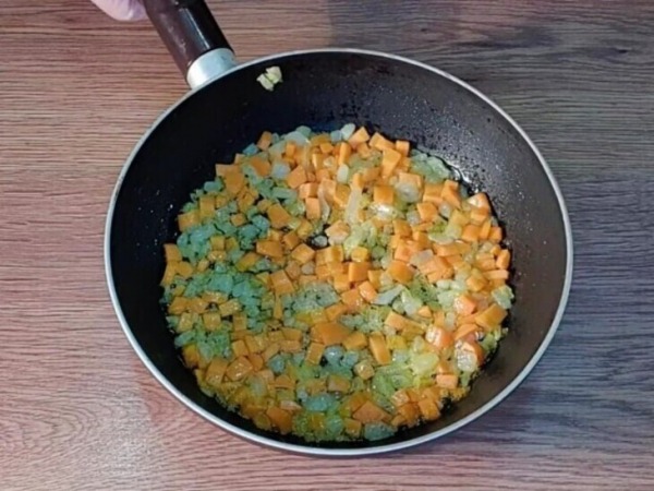 Мясные пенечки с грибами под соусом Мясные пенечки с грибами под соусом