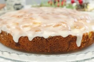 Самая нежная «Шарлотка» со сказочным вкусом. Готовлю уже 3 дня и не надоедает!