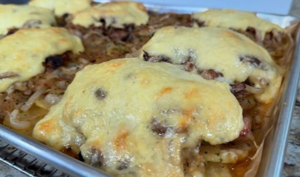 Мясо по-французски! Классическое Новогоднее горячее блюдо: так готовили наши мамы Мясо по-французски! Классическое Новогоднее горячее блюдо: так готовили наши мамы