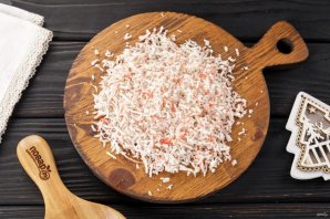 Салат слоеный с креветками Салат слоеный с креветками