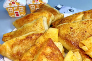Свекровь раскрыла фамильный рецепт — блины с мясом, которые исчезают со стола за 3 минуты. Всё дело в начинке