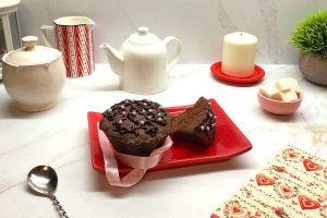 Шоколадные кексы с черносливом